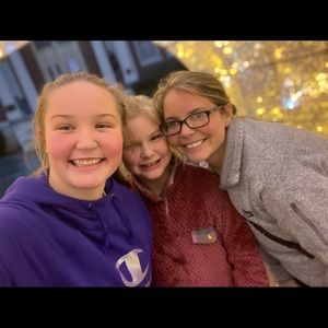 Meet your Posher, Nikki